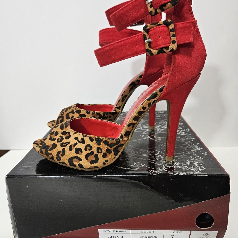 Liliana Leopard Print Double Strap, Peep Toe Stilettos Sexy Shoes Sz 7 - Picture 7 of 7